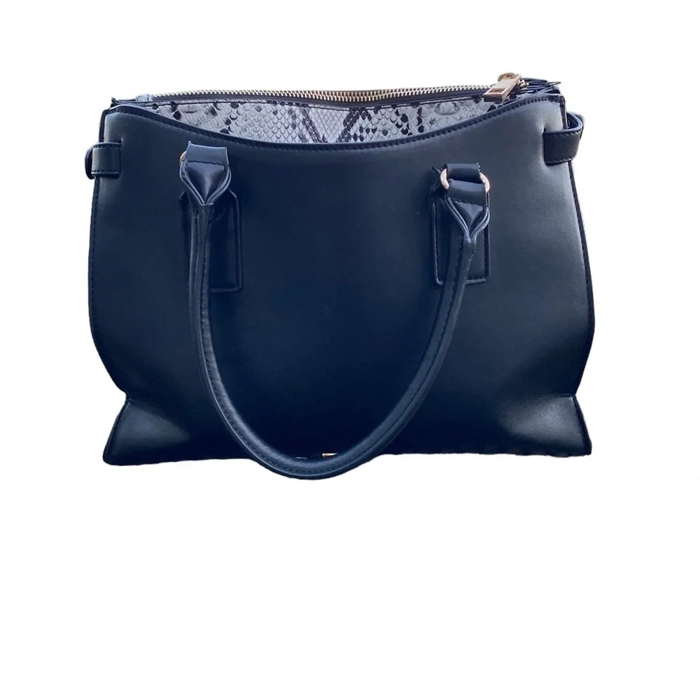 BLACK Aldo‎ handbag.